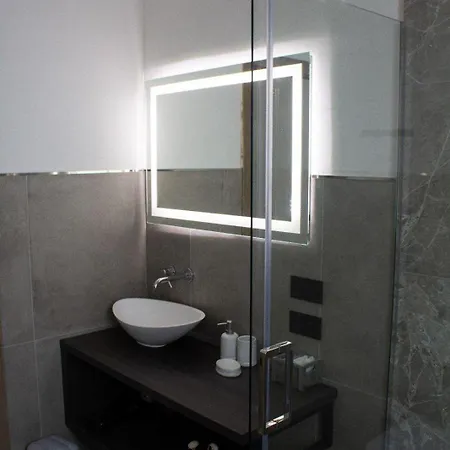 Domus Aura *