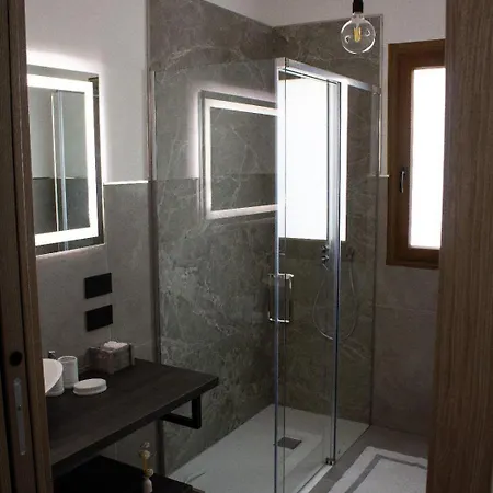 Domus Aura *